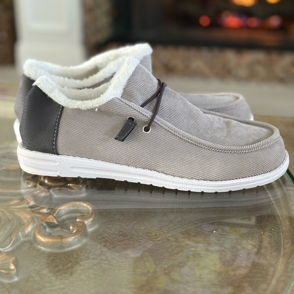 Super Cute New Grey Ortho-fit Women’s Fleece Lined Loafers Hey Dude Style Sz 9
